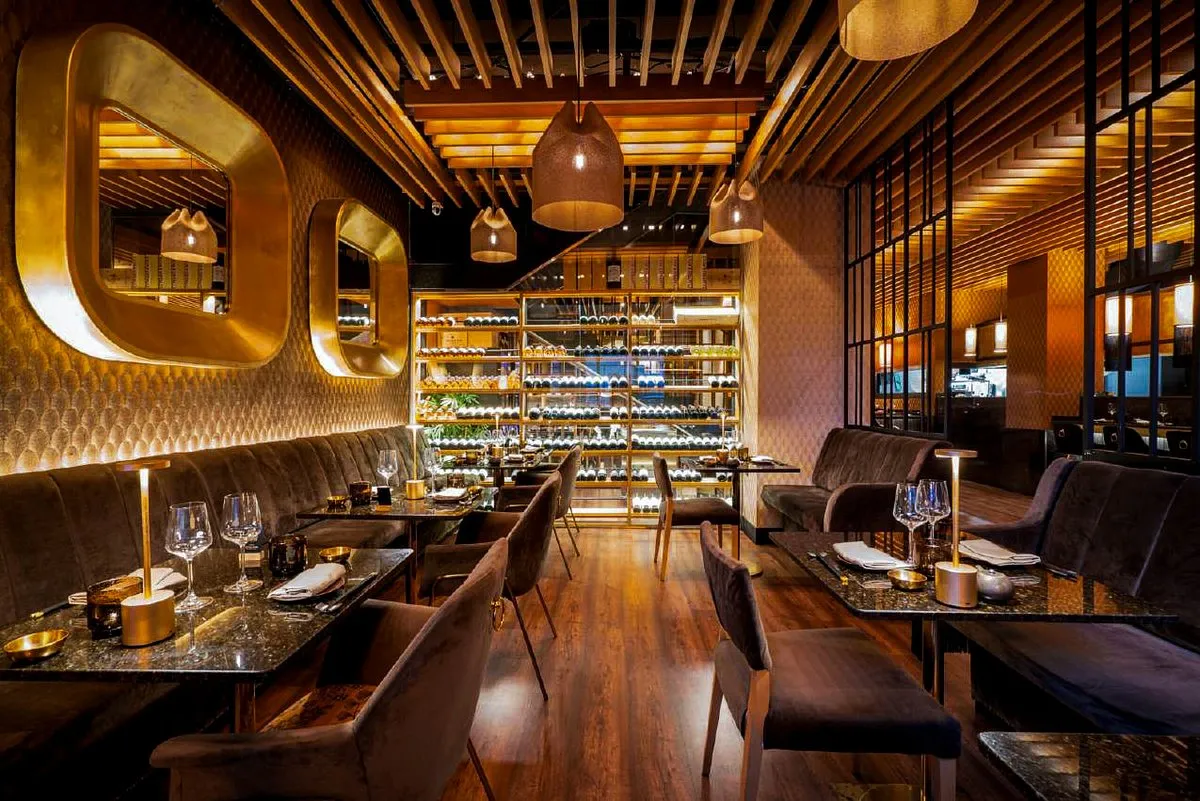 Restaurant dining room